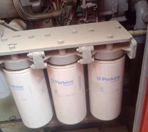 Il filtro dell'olio 5381439: la prima linea di difesa del tuo generatore Perkins